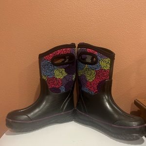 Cute Bogs Size 13